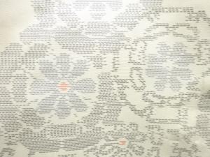 アンティーク　華紋織り出し本場白大島紬着物